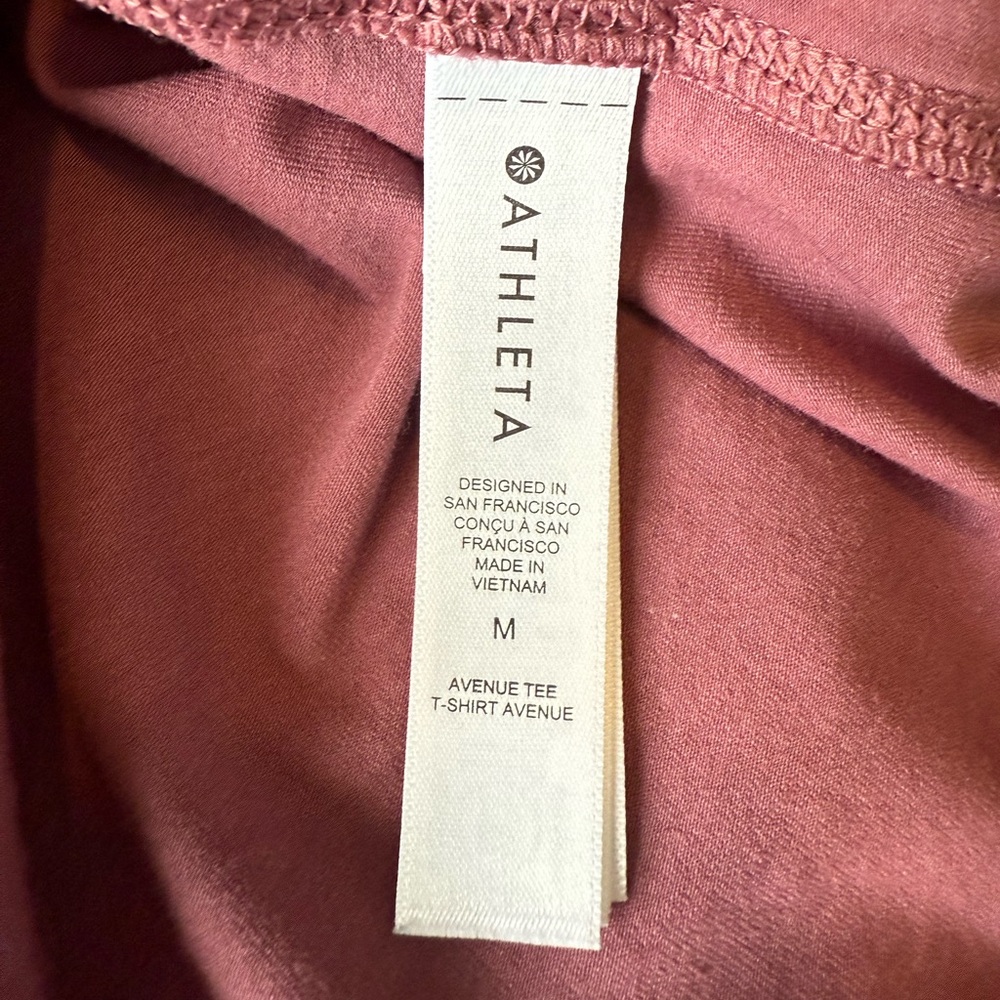 VGUC Athleta Avenue Tee - size medium - Picture 7 of 8